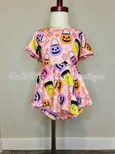 Load image into Gallery viewer, Girly pop Halloween
