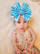 Load image into Gallery viewer, Baby blue
