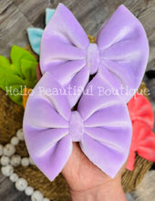 Load image into Gallery viewer, Lilac
