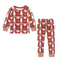 Load image into Gallery viewer, Santas &amp; Milk
