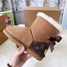 Load image into Gallery viewer, Mommy &amp; Me Dupe LV UGGS
