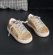 Load image into Gallery viewer, Gold Leopard Star Sneakers

