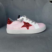 Load image into Gallery viewer, Pink / Red Star Sneakers
