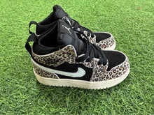 Load image into Gallery viewer, Kids DUPES NK LEOPARD DUNKS
