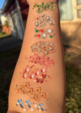 Load image into Gallery viewer, Christmas body/hair glitter
